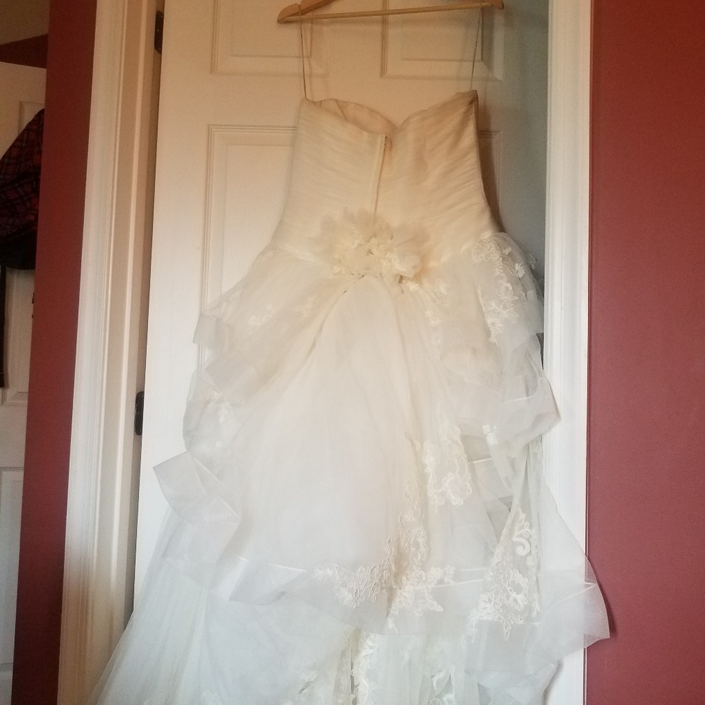 Dress - Picture 4 of 6